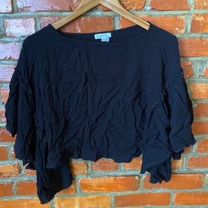 Black Flair Sleeve Top